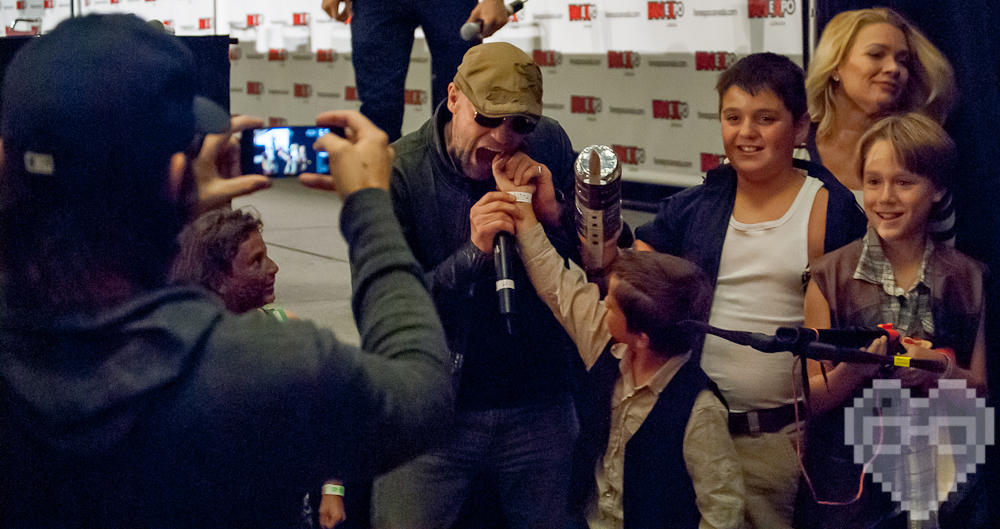 Michael Rooker with fans at Fan Expo 2013 Walking Dead panel. © Marc Daniel for Geek Chic Elite